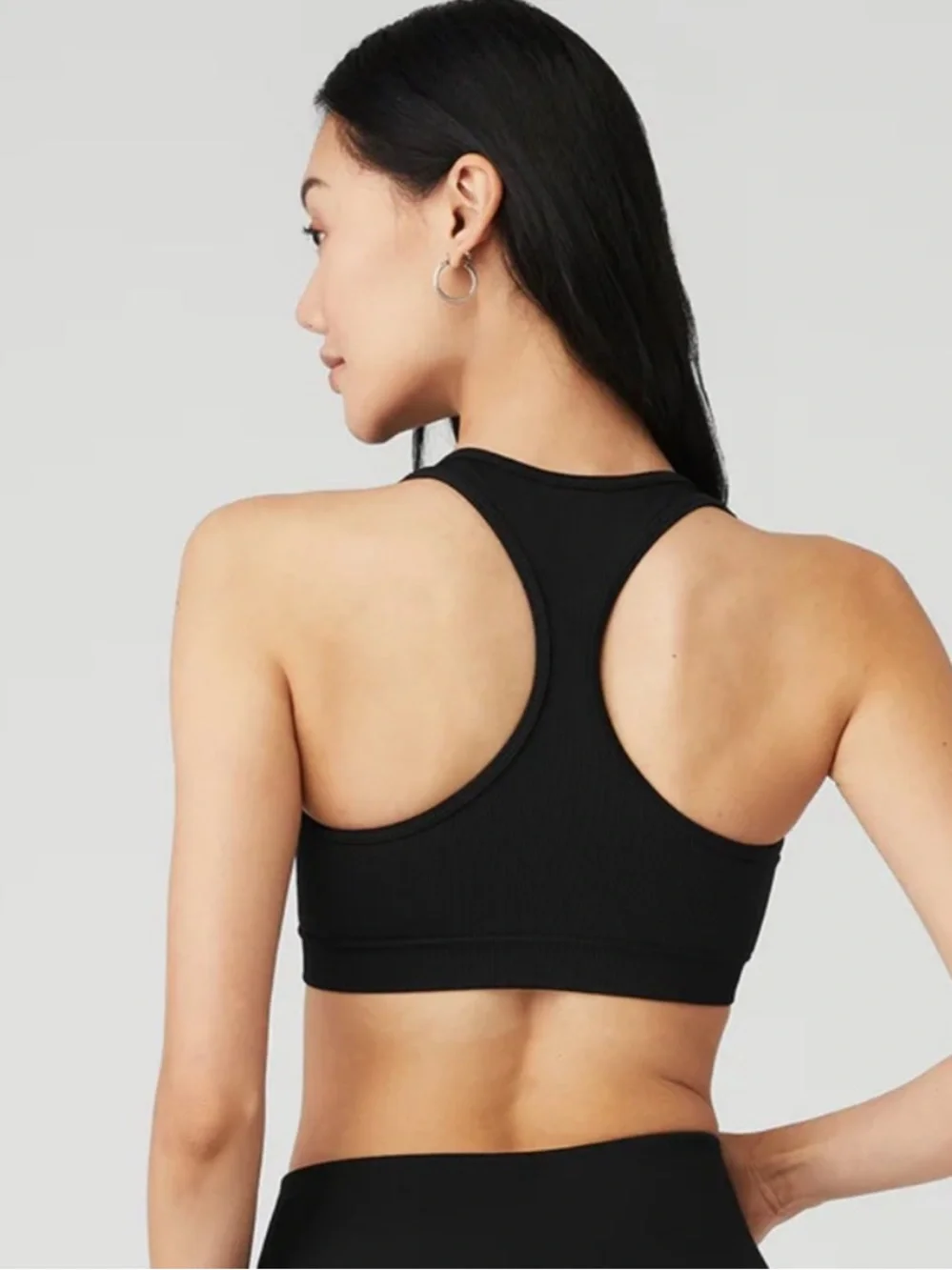ALO Yoga Seamless Ribbed Bra — Black